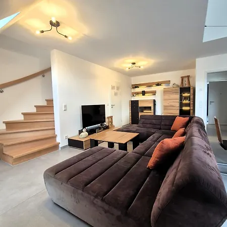 Apartment 21136